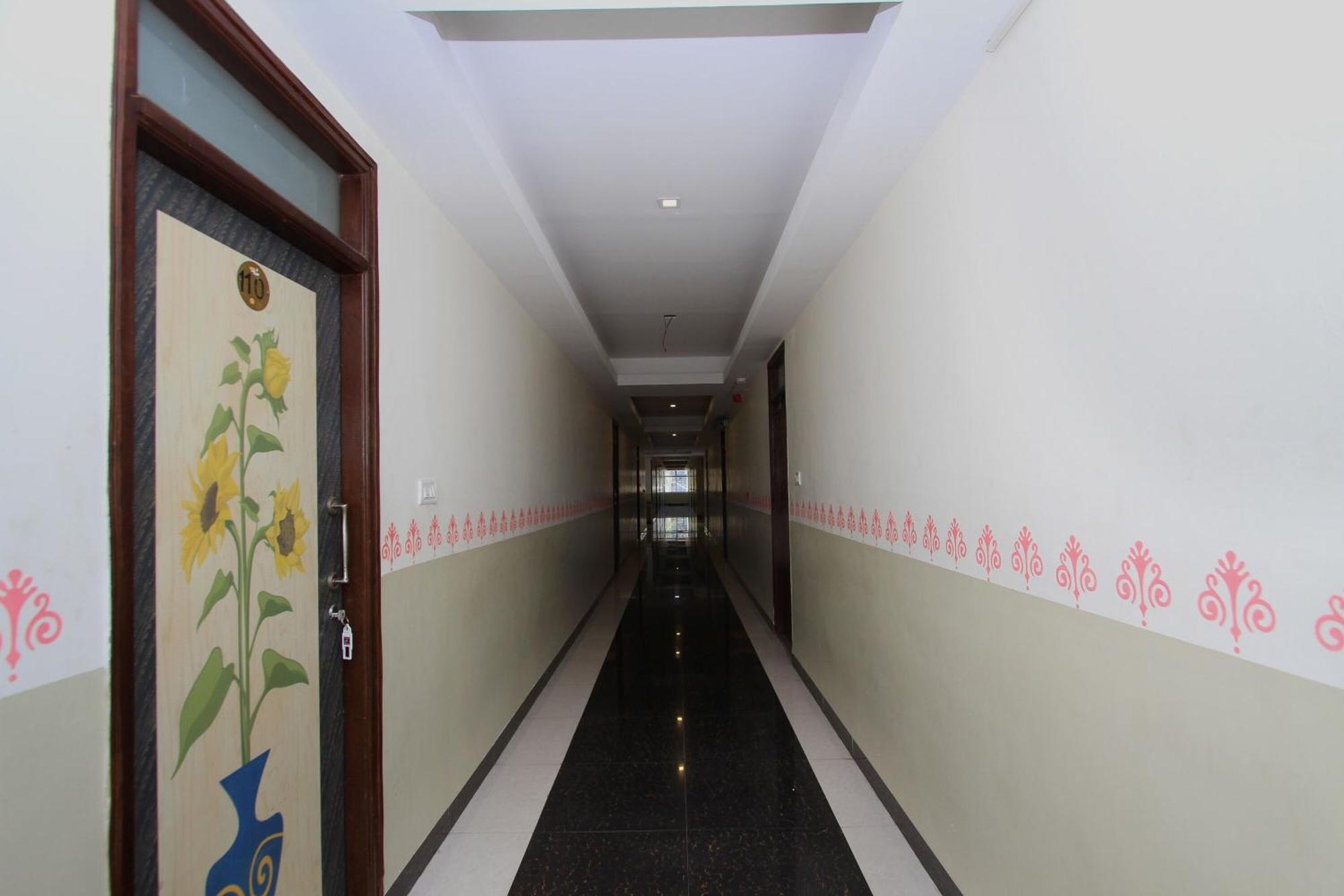 Hotel O Sri Sai Residency Bidadi ภายนอก รูปภาพ